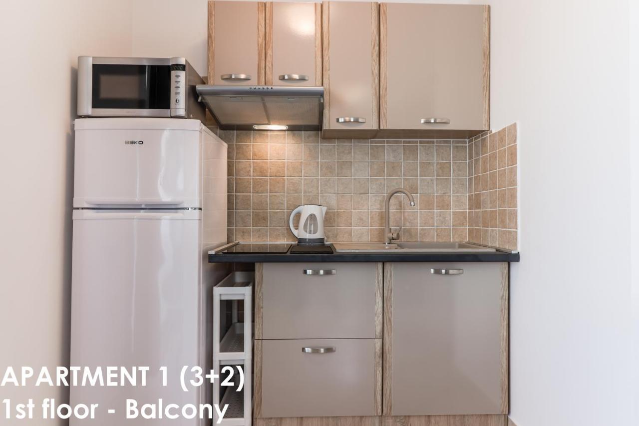 Sunshine Apartments Funtana With Balcony And Sea View Экстерьер фото